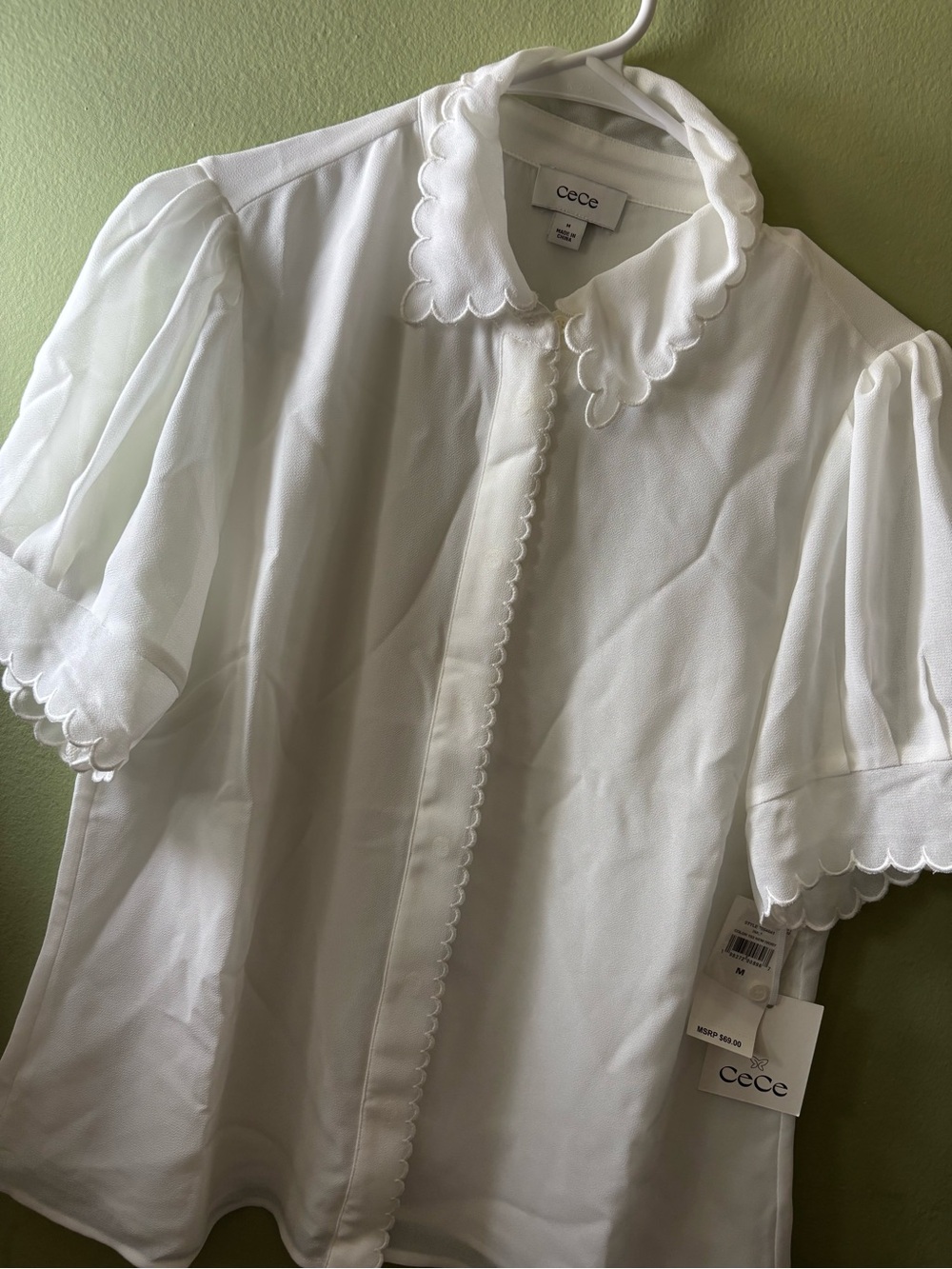 CeCe White Scalloped Collar Puff Sleeve Blouse